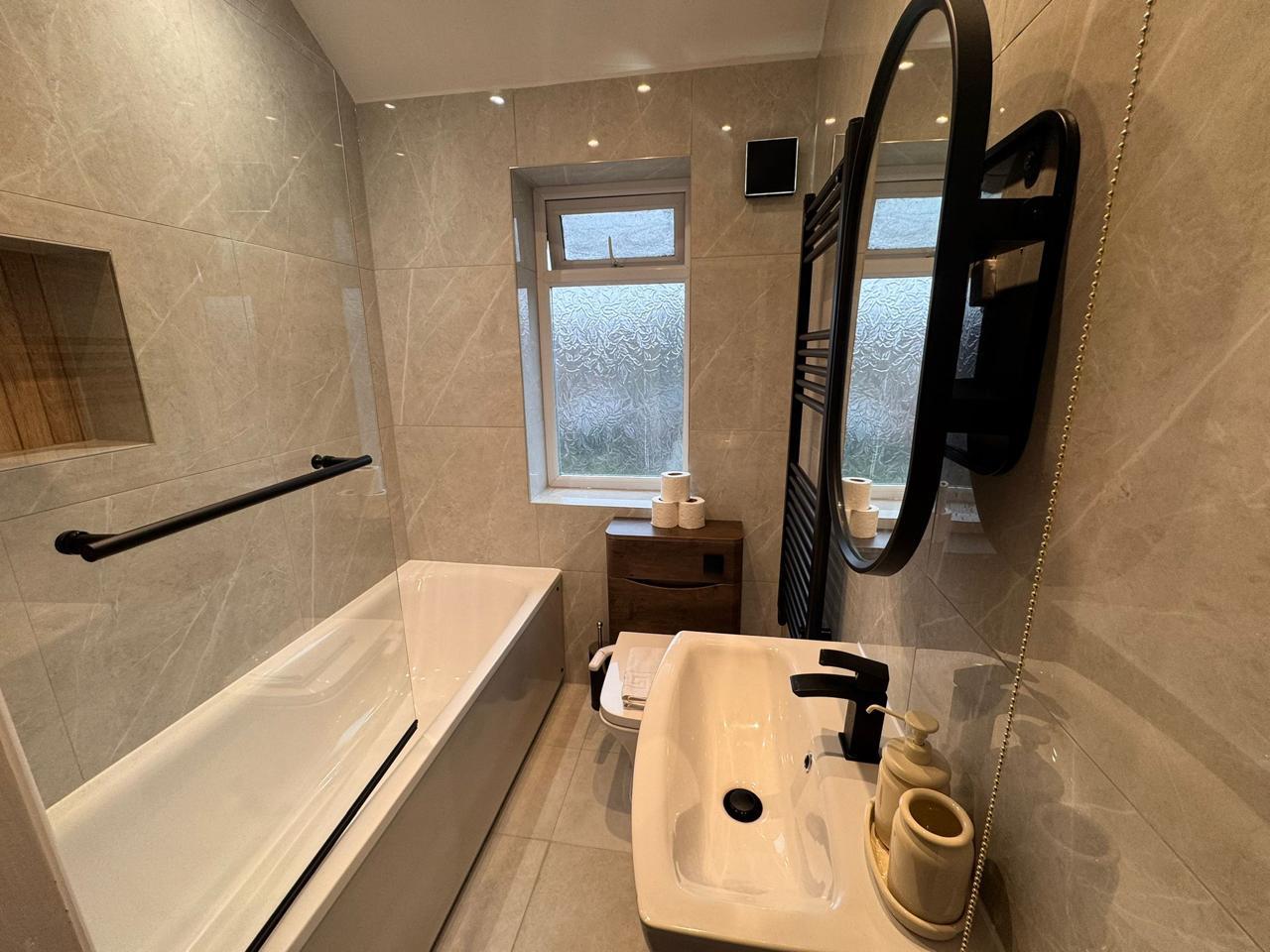 4-Bed House, Wormholt Road