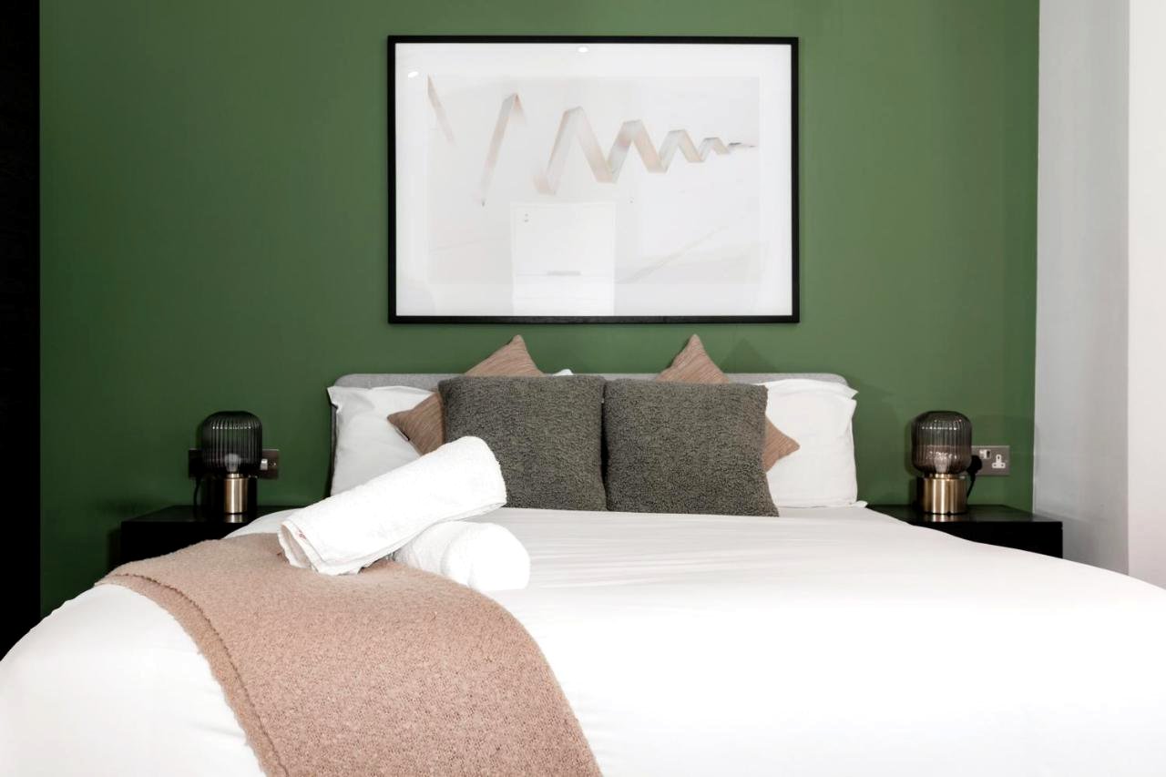 Studios at Queensberry Place, South Kensington SW7